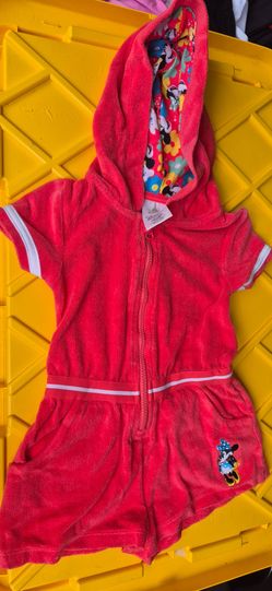Girls swim  cover size 4  from Disney store