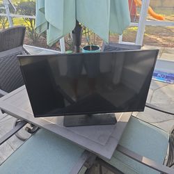 32" Vizio Smart Tv