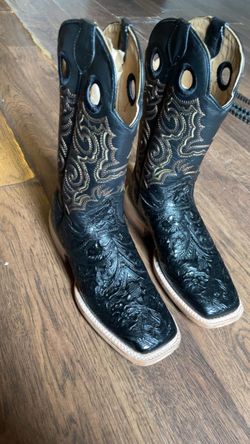 Black Leather Tooled Western Cowboy Boots