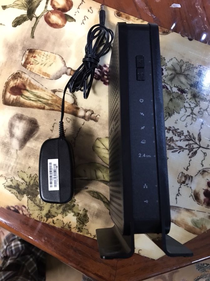 Router and modem like new used for 1 month