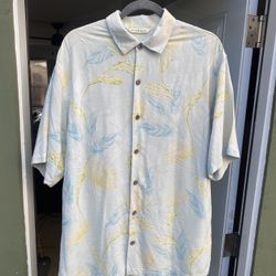 Tommy Bahama Men’s size L