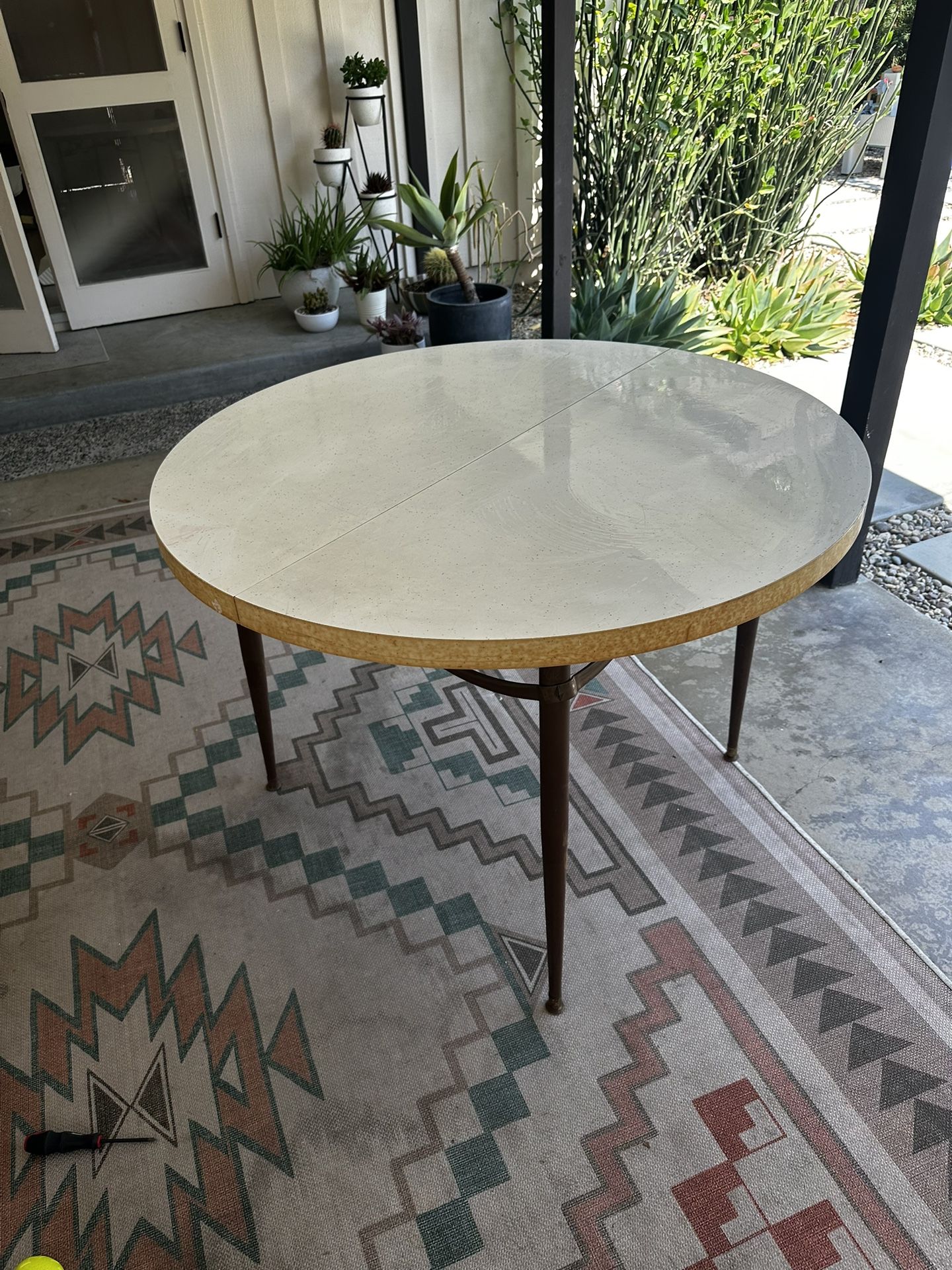 Mid century Formica Table