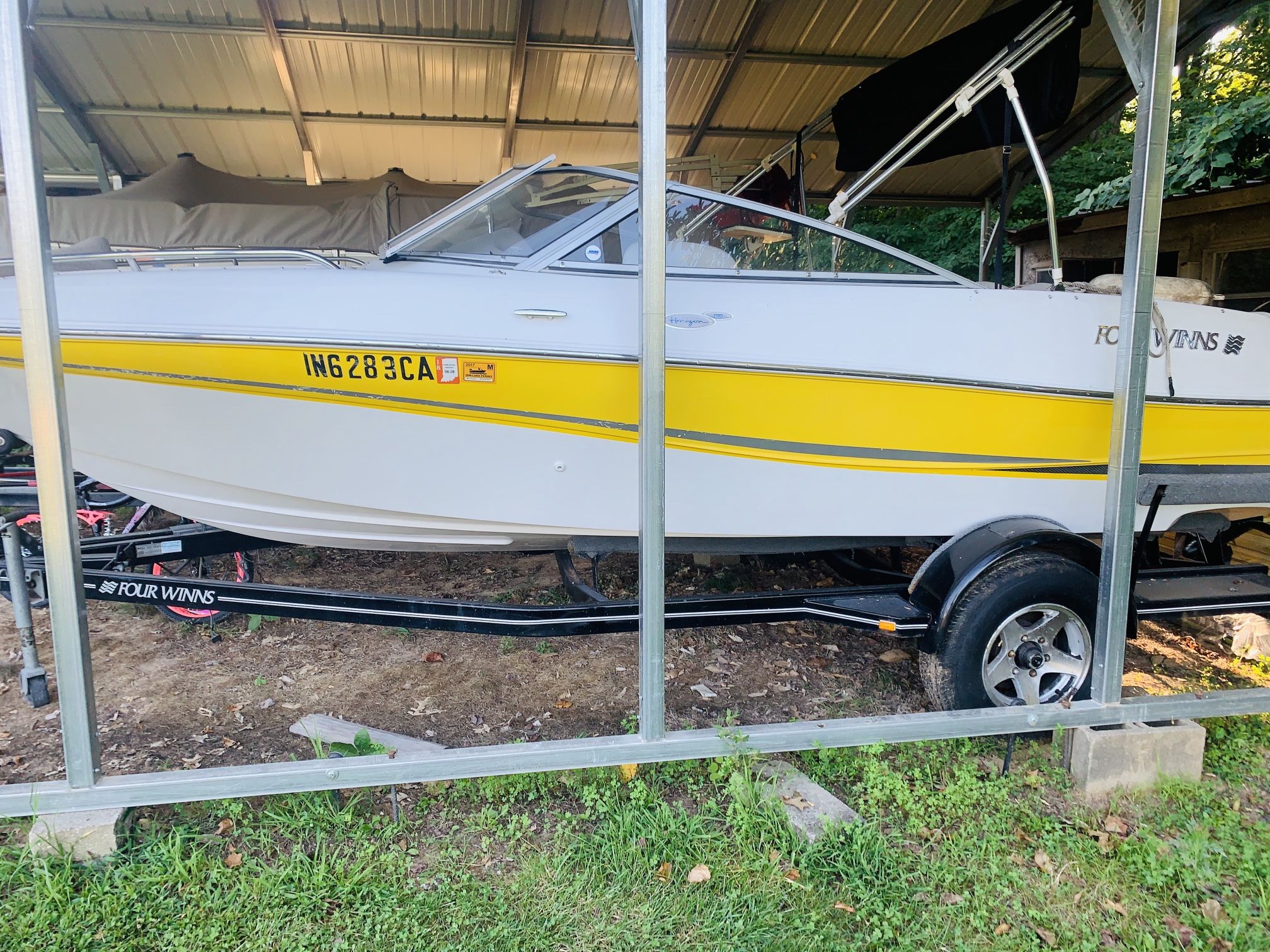 2002 Four Winns Boats Horizon RX