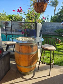 Wine barrel