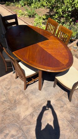 Dinning Table