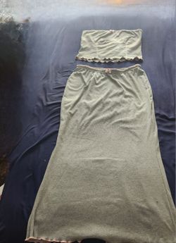 Skirt And Crop Top Set-New