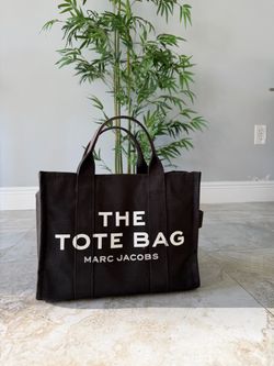 Marc Jacobs Medium Tote Bag (Black)