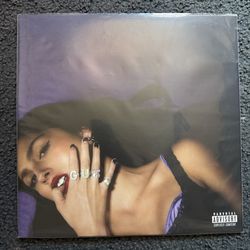 olivia rodrigo guts vinyl bundle 🧛‍♀️
