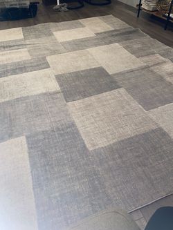 Large Modern Area Rug in Gray/Beige/Cream Color Pallets Mde in Turkey 9’x6.5’