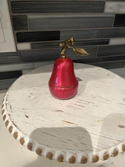 Pear trinket