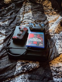 PS4 Pro Console Bundle with 2 Controllers and Game