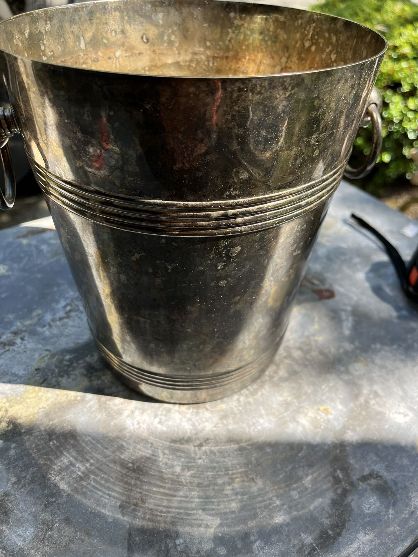 Champagne Bucket