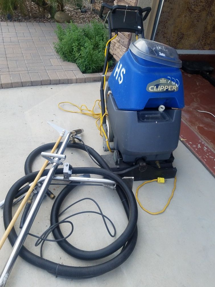Commercial carpet cleaner for Sale in Phoenix, AZ OfferUp