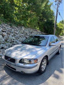 2005 Volvo S60