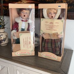 18 inch Christmas caroling dolls