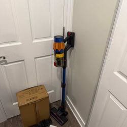 8 in 1 Cordless Vacuum Cleaner with powerful suction