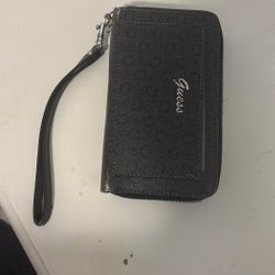 Guess Wallet