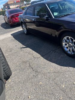 Chrysler 300 Black Sedan