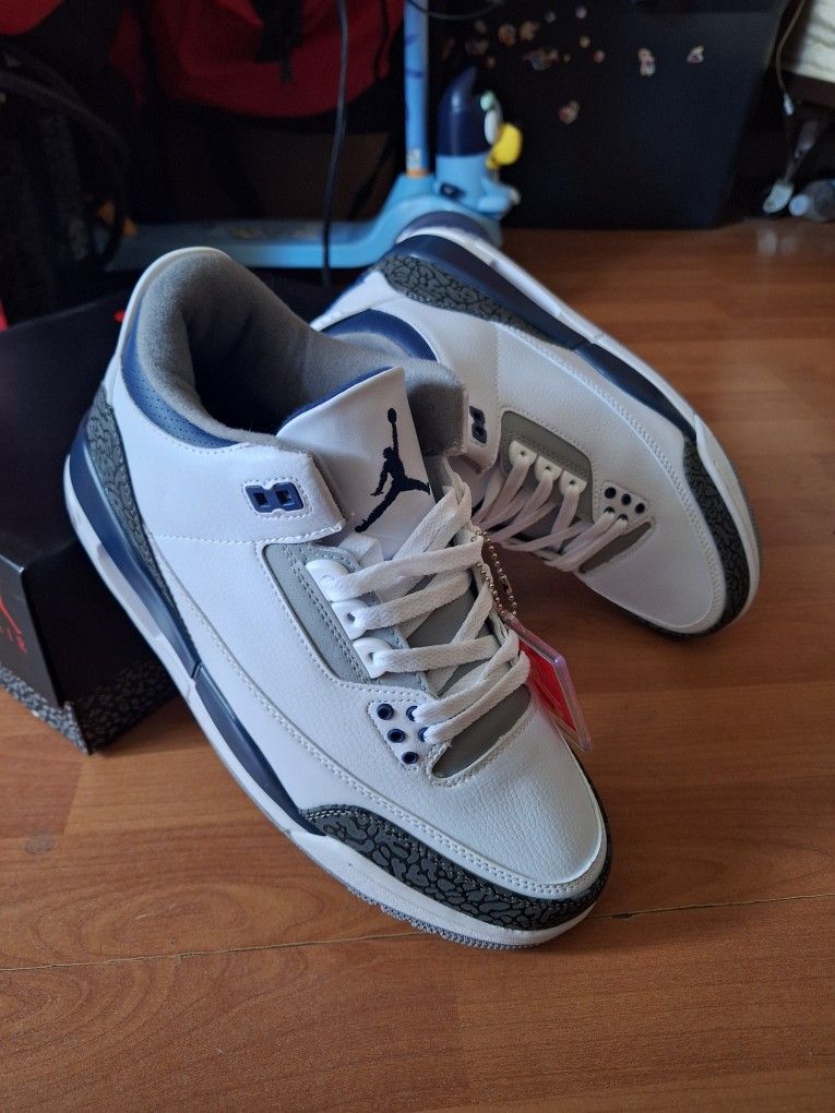 Air Jordan 3 Midnight Navy