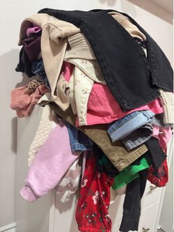 Girl clothes - 4t-5t