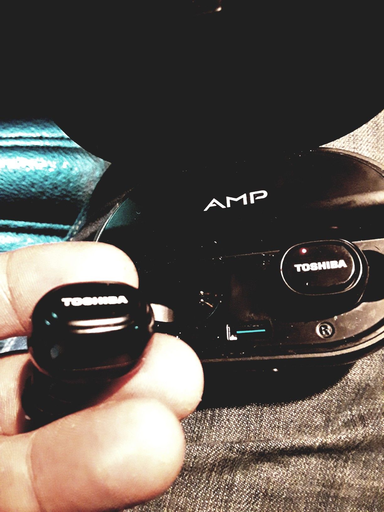 Toshiba amp earbuds sale