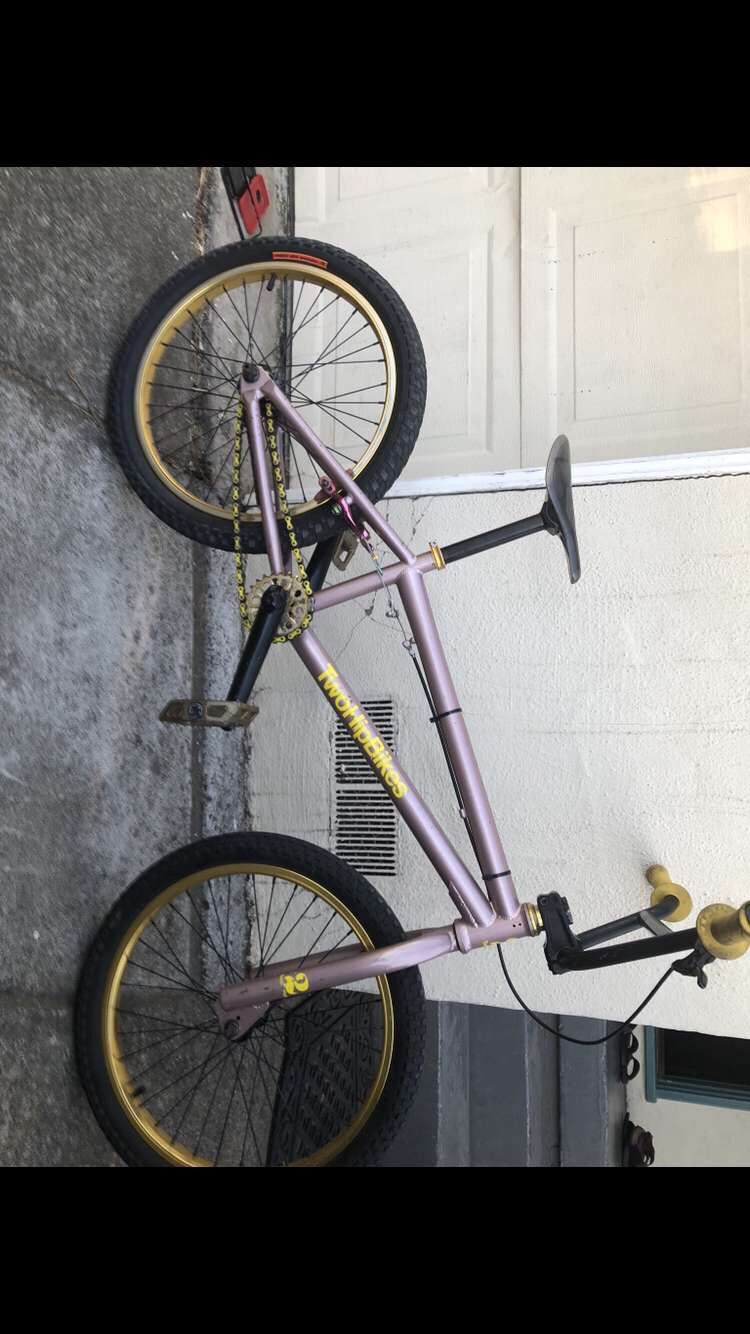 2hip bmx bike (rare)