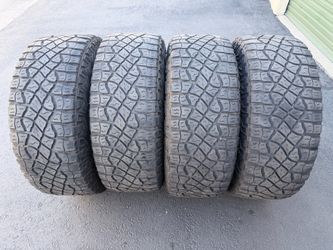 (4) 325/65R18 Goodyear Wrangler Territory AT