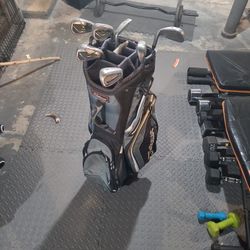 Taylormade IRONS and TITLEIST BAG