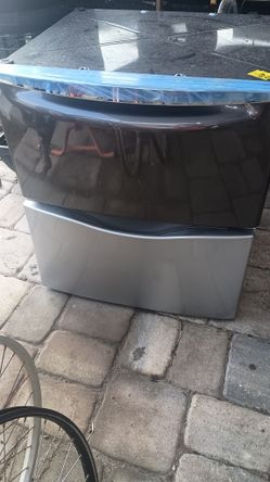 Whirlpool Laundry Pedestals