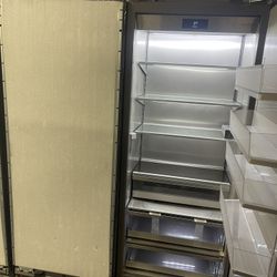 New 60” Panel Ready Column Set Refrigerator  (Signature Kitchen  Suite) Also Available In 42” And 48”