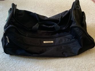 Embark Duffel Bag W/Shoulder Strap