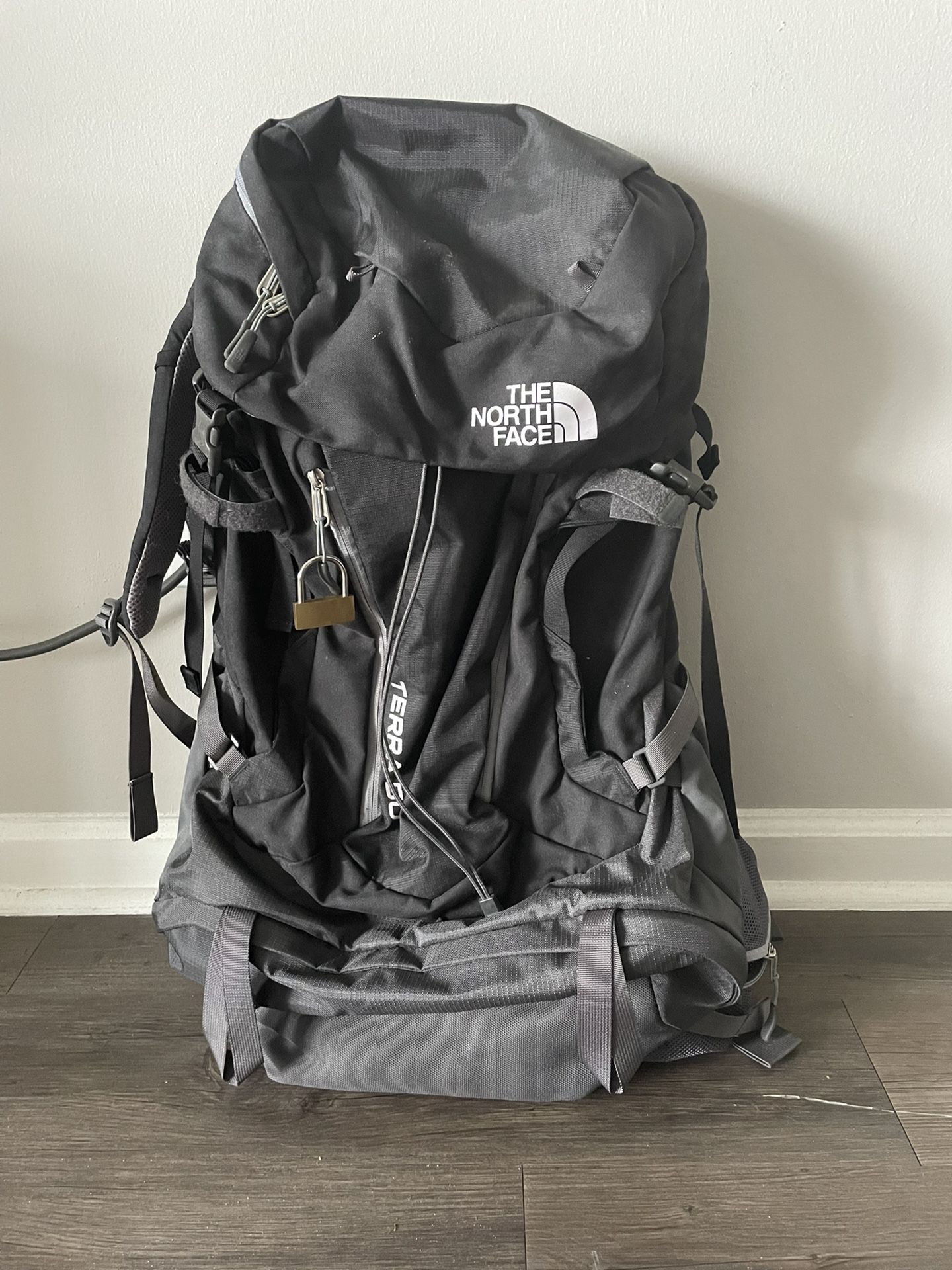 NORTHFACE TERRA 50 BACKPACKING BACKPACK