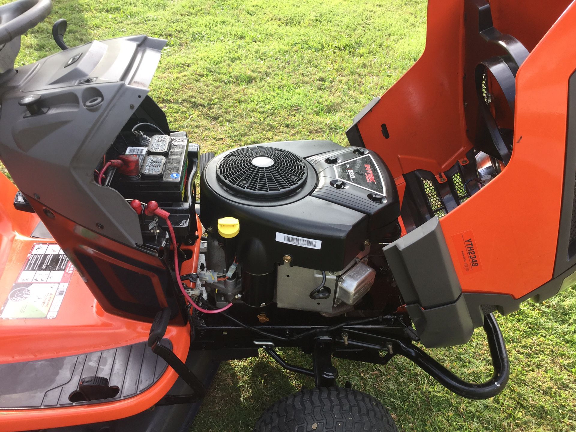 Husqvarna YTH 2348 Rider for Sale in Clermont, FL OfferUp
