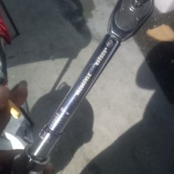 Husky Torque Wrench 