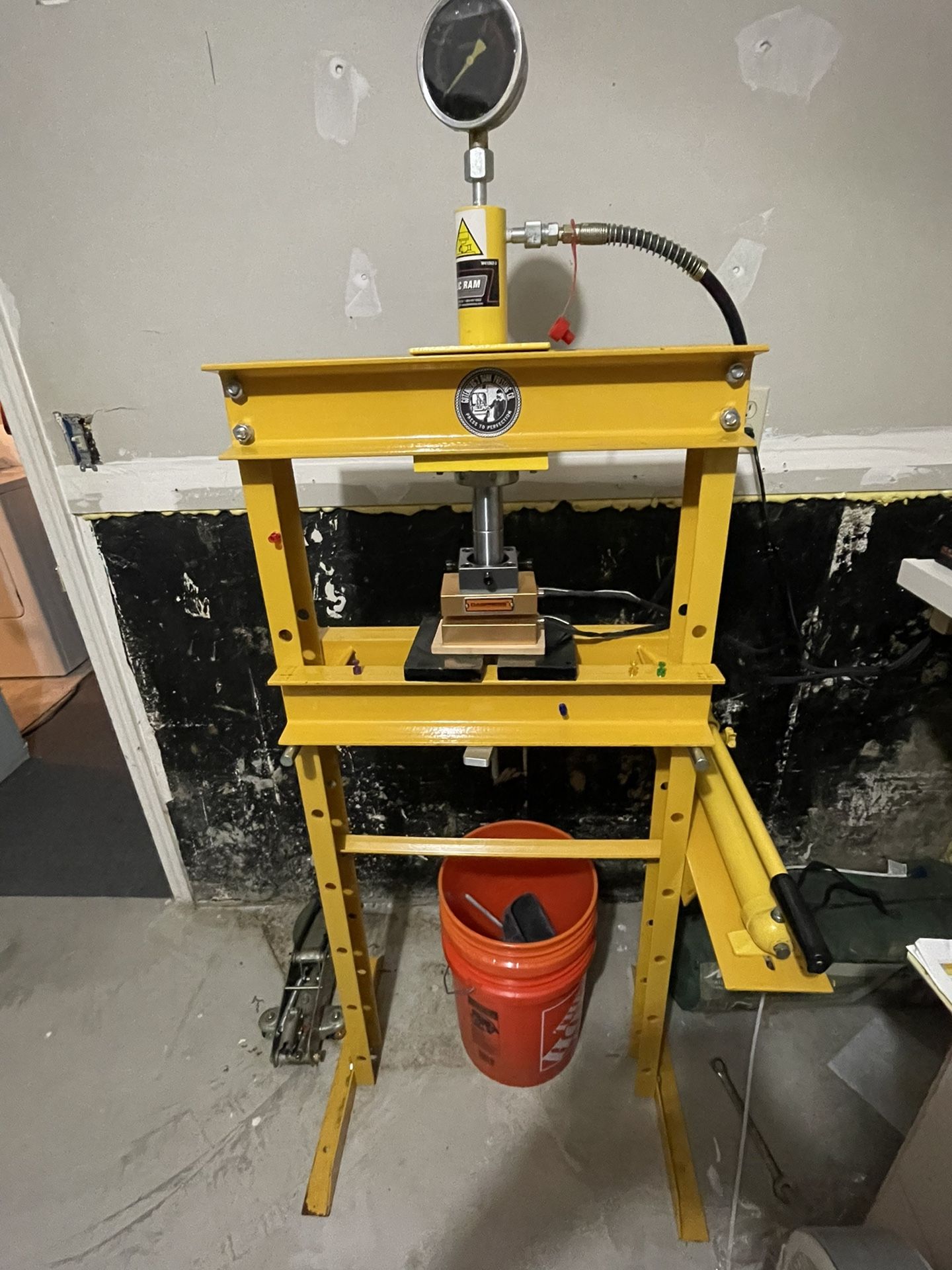 12 Ton Rosin Press