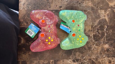 Squeeezy controllers