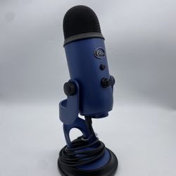 Blue Yeti USB Microphone for Podcasts, Gaming, Etc