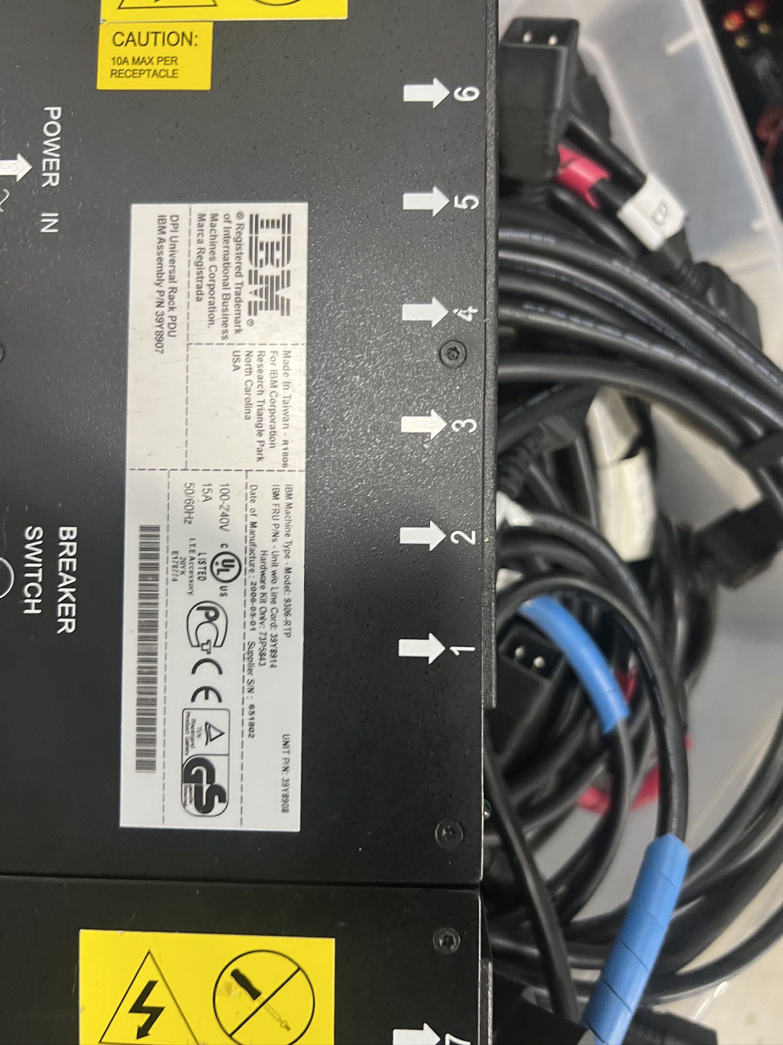 IBM DPI Universal Rack PDU (Power Distribution Unit). And Cables