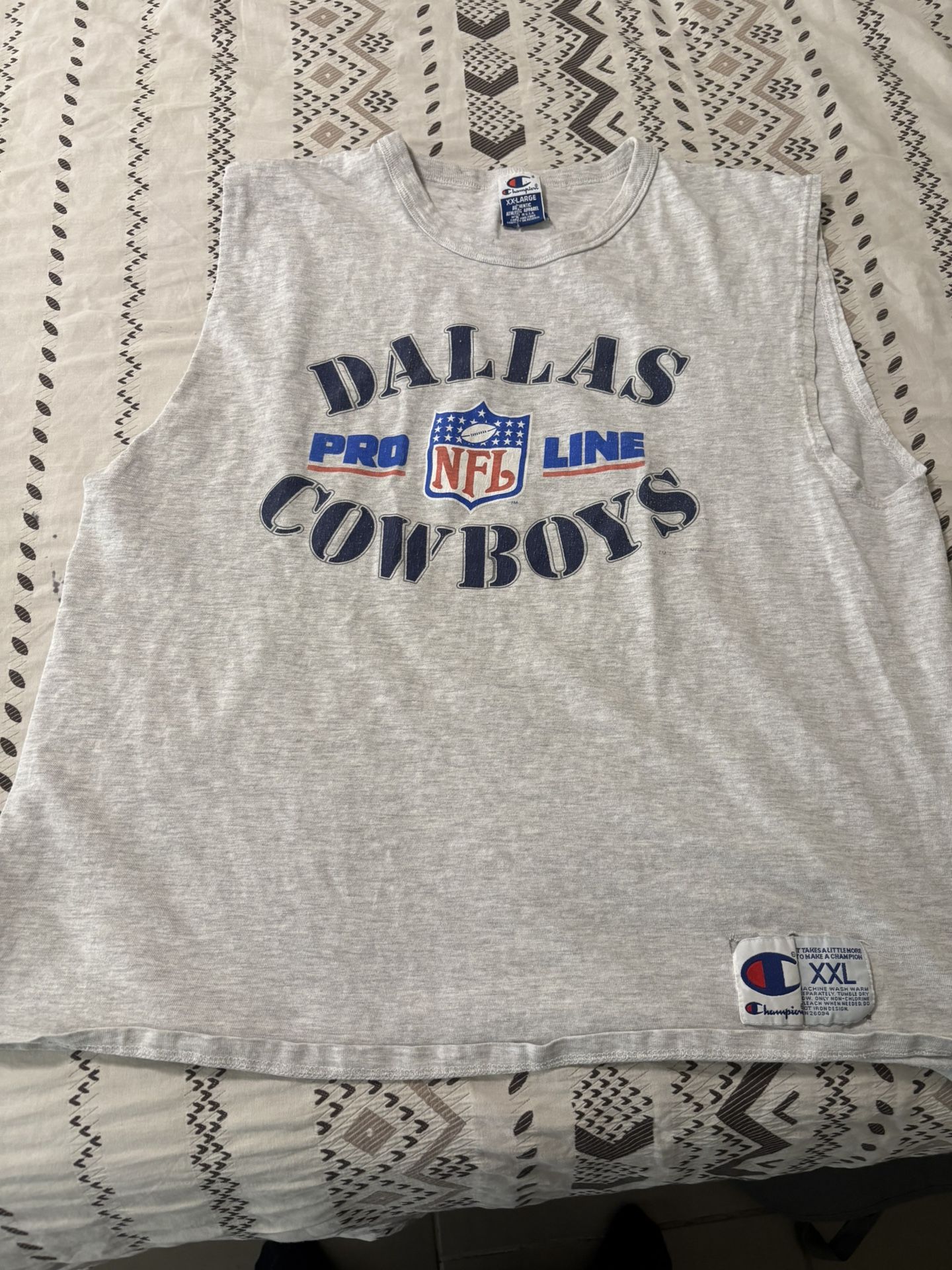 Vintage Dallas Cowboys Champion XXL Sleeveless Shirt $17