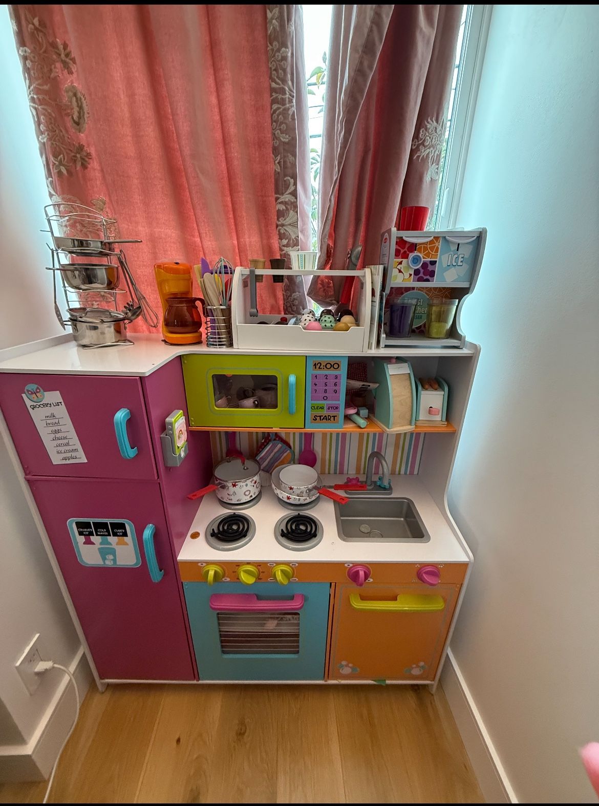 Play Kitchen