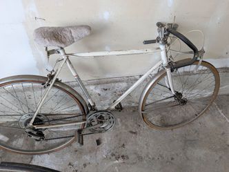 Vintage 1970s Road Bike Lot – Motobécane, Vista, & 10-Speed (Project / Parts)
