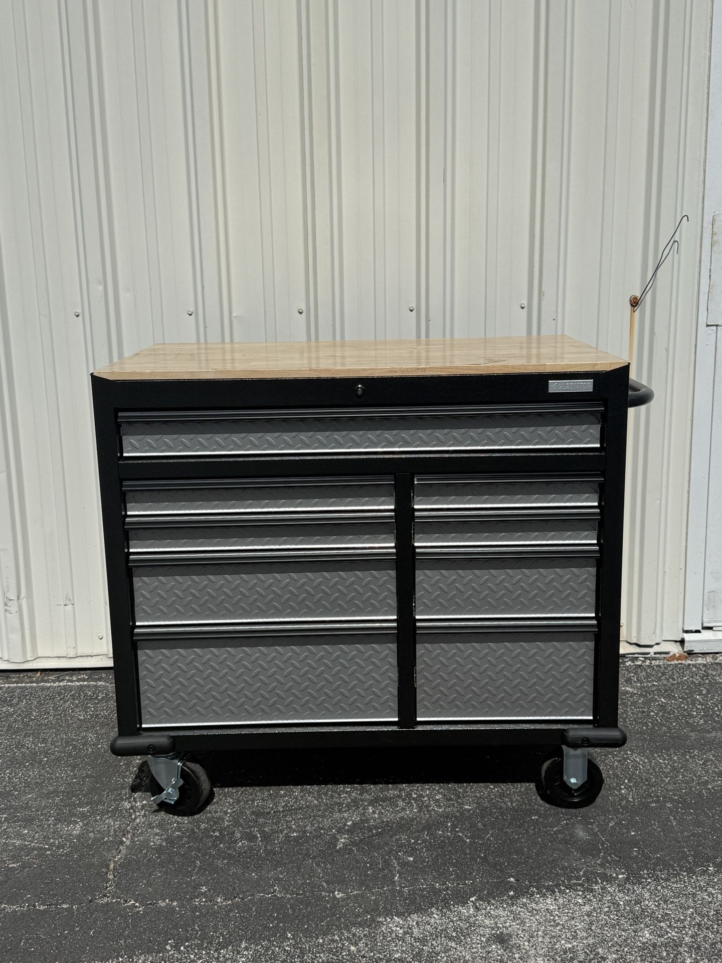 Gladiator 41 inch Heavy Duty Tool Box