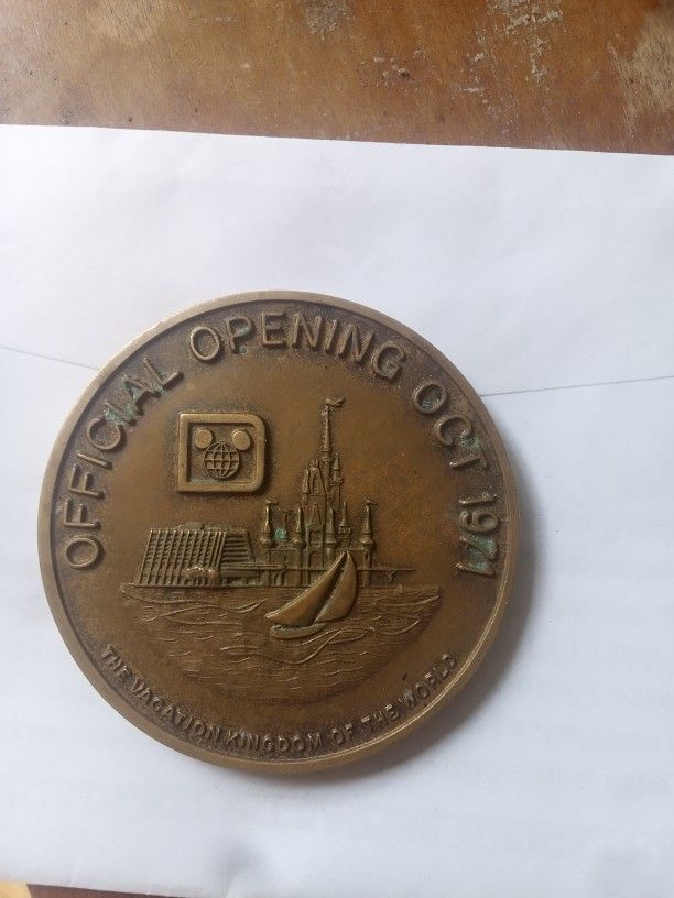 Rare Walt Disney World Collectible