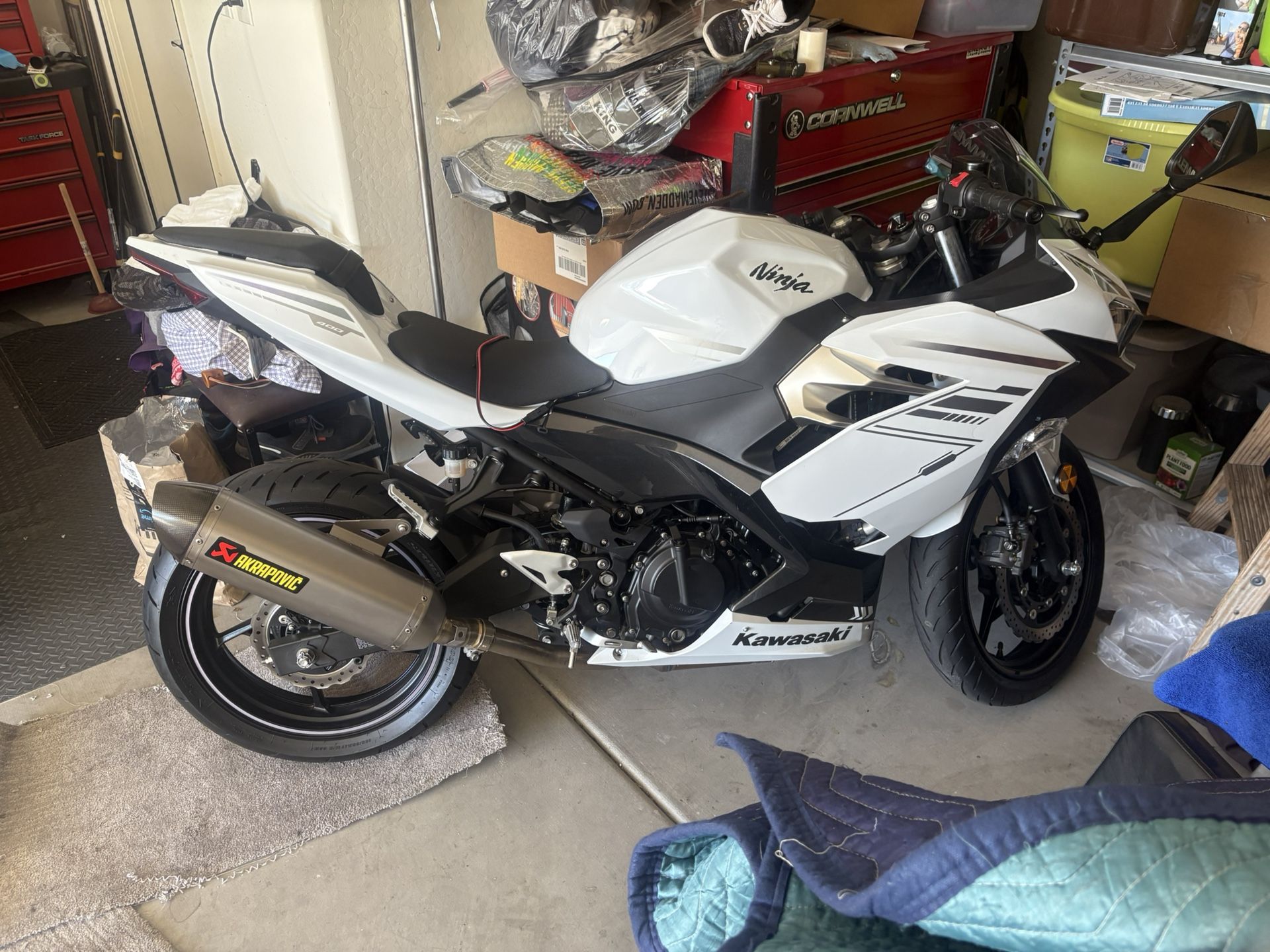 2023 Kawasaki Ninja 400 ABS