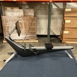 Hydrow Smart Rowing Machine 22” Touchscreen – NEVER USED – Fully Working – Home Gym