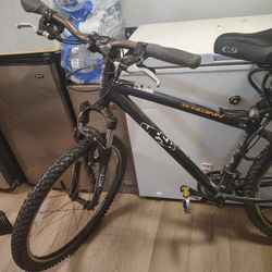 Schwinn Mesa Mountain Bike Men's Mountain Bike