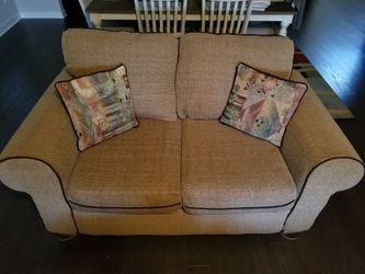 Love seat