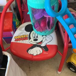 Mickey Chair 