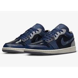 Nike Air Jordan 1low   Size 11.5