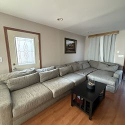 6 Piece Sectional Coach / Sofa